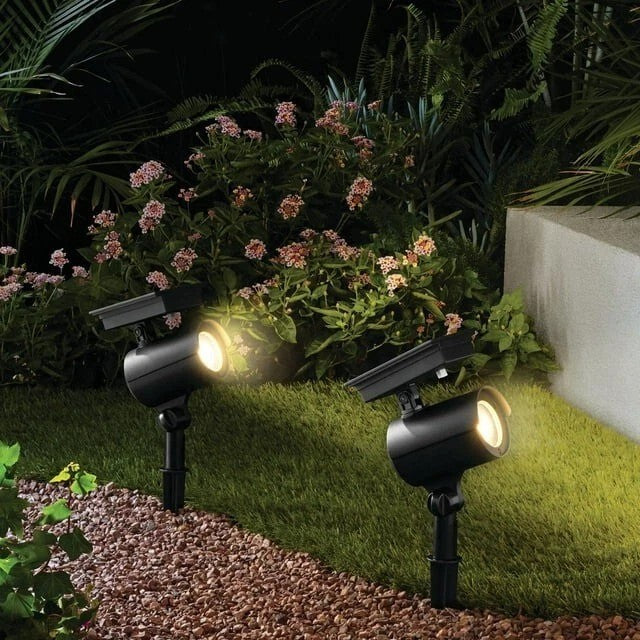 JUEGO LUCES SOLARES TIPO REFLECTOR 2PZA MAINSTAYS